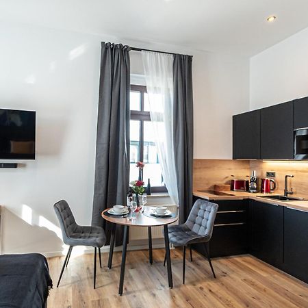 Sweethome - Zentral - Kueche & Parkplatz, Wifi Halle  Zewnętrze zdjęcie