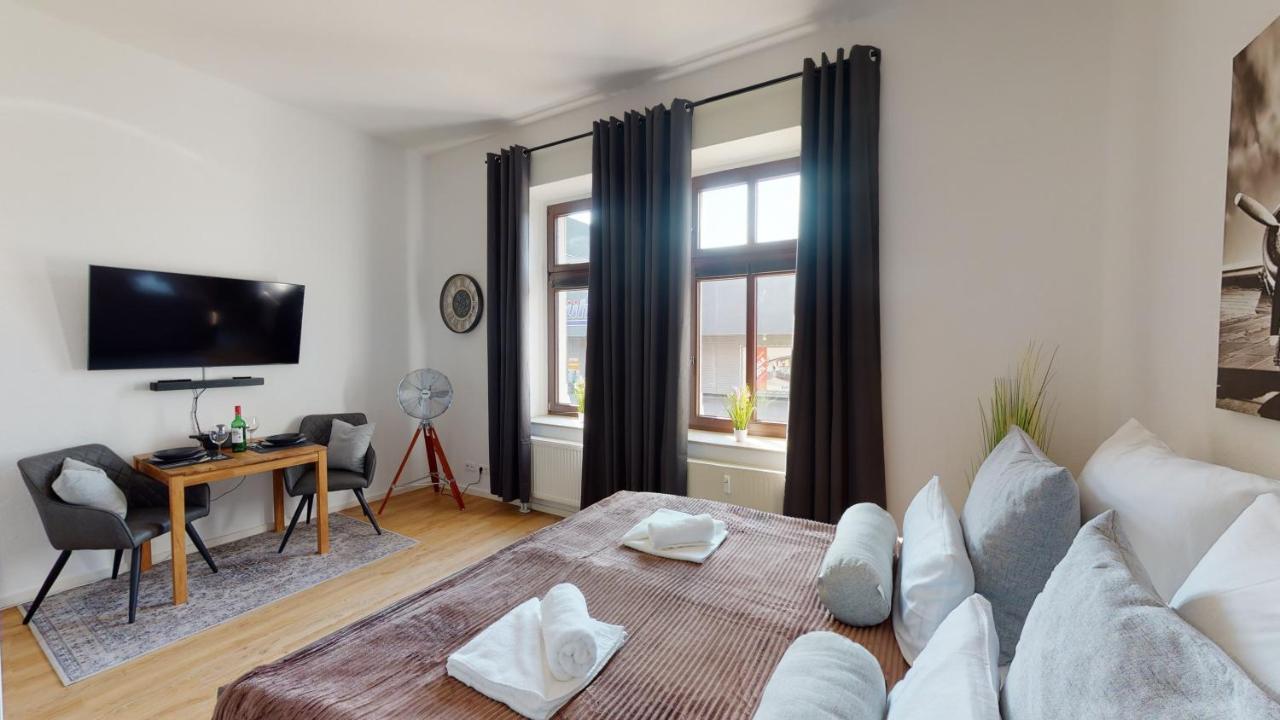 Sweethome - Zentral - Kueche & Parkplatz, Wifi Halle  Zewnętrze zdjęcie