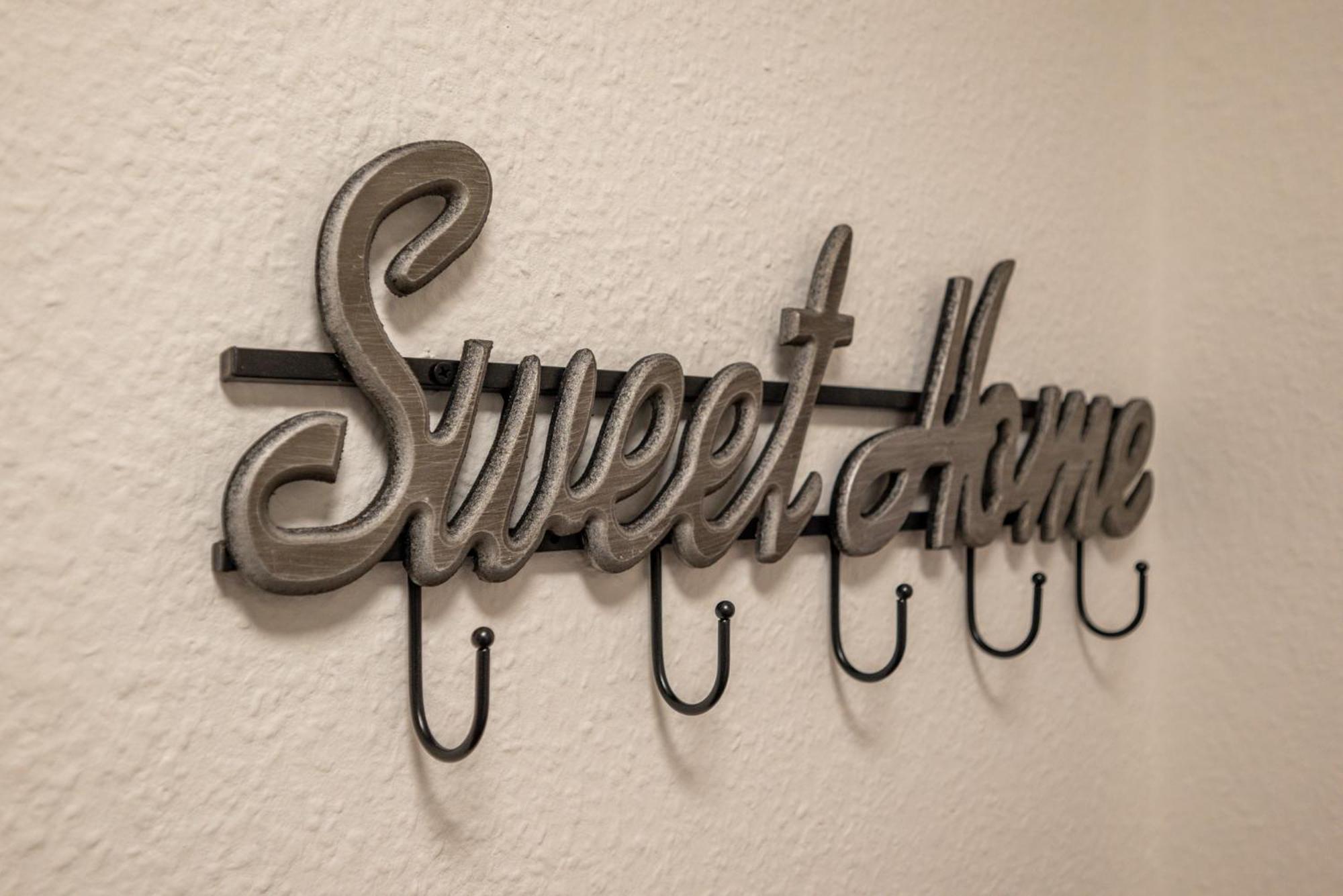 Sweethome - Zentral - Kueche & Parkplatz, Wifi Halle  Zewnętrze zdjęcie