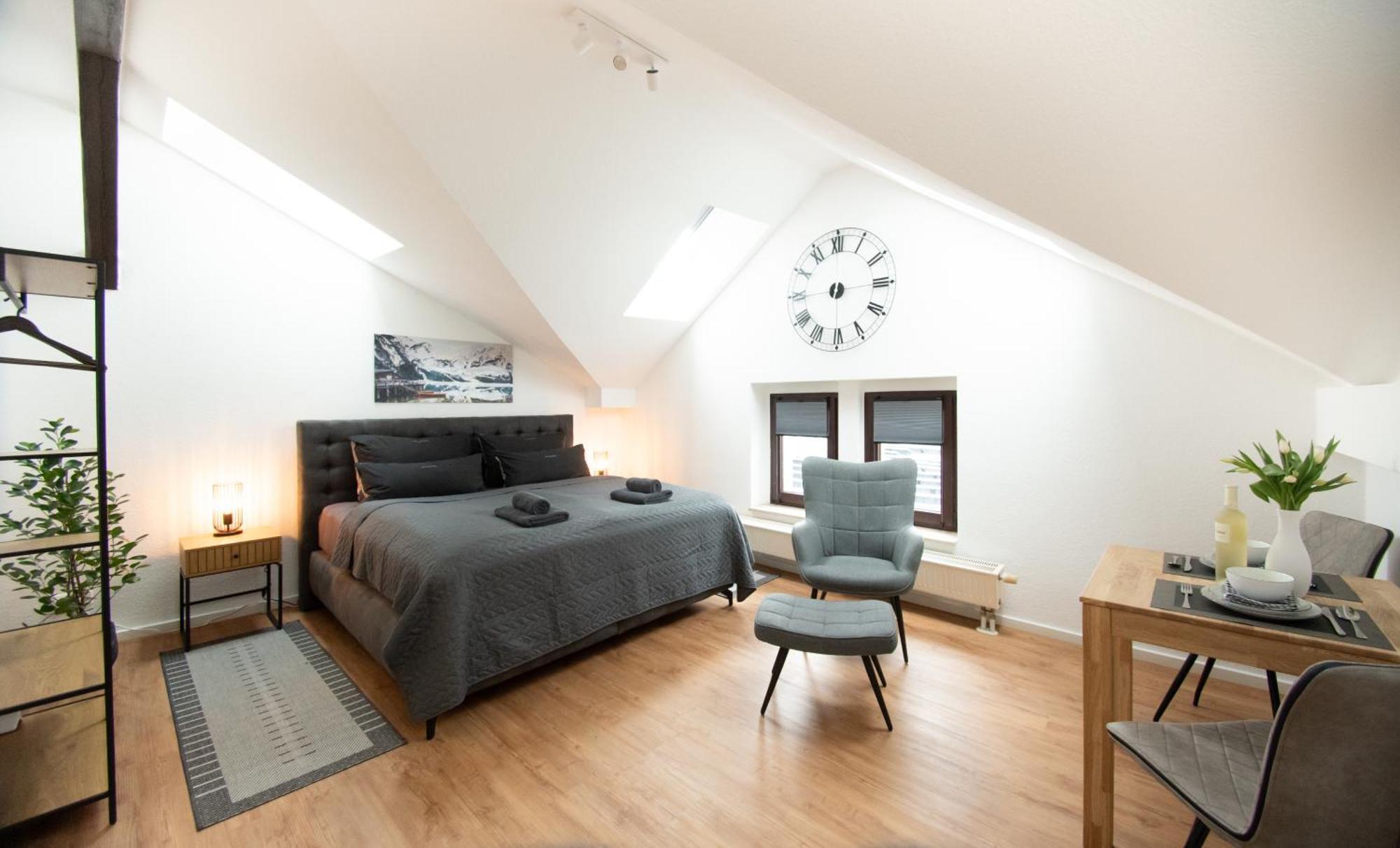 Sweethome - Zentral - Kueche & Parkplatz, Wifi Halle  Zewnętrze zdjęcie