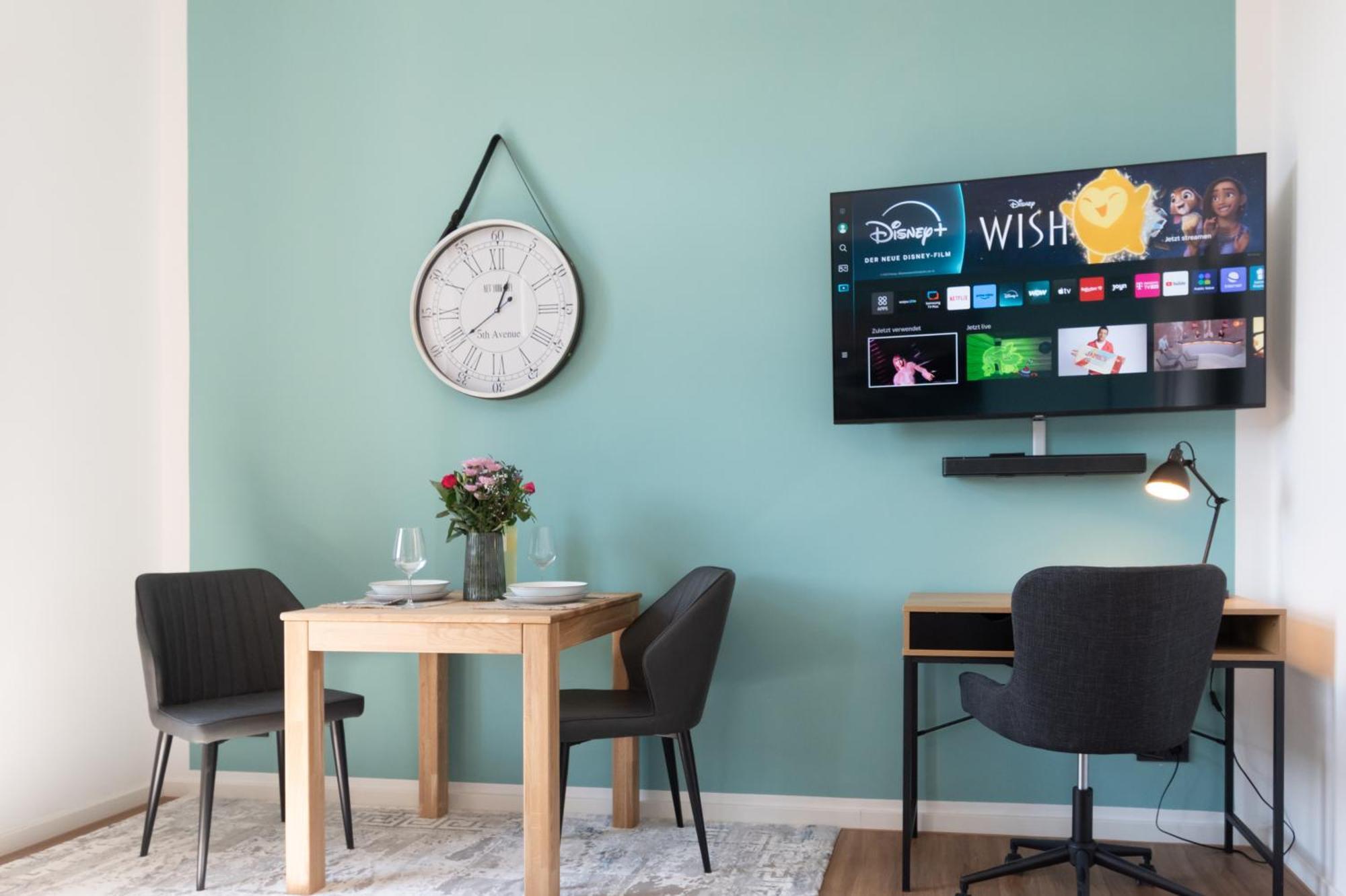 Sweethome - Zentral - Kueche & Parkplatz, Wifi Halle  Zewnętrze zdjęcie