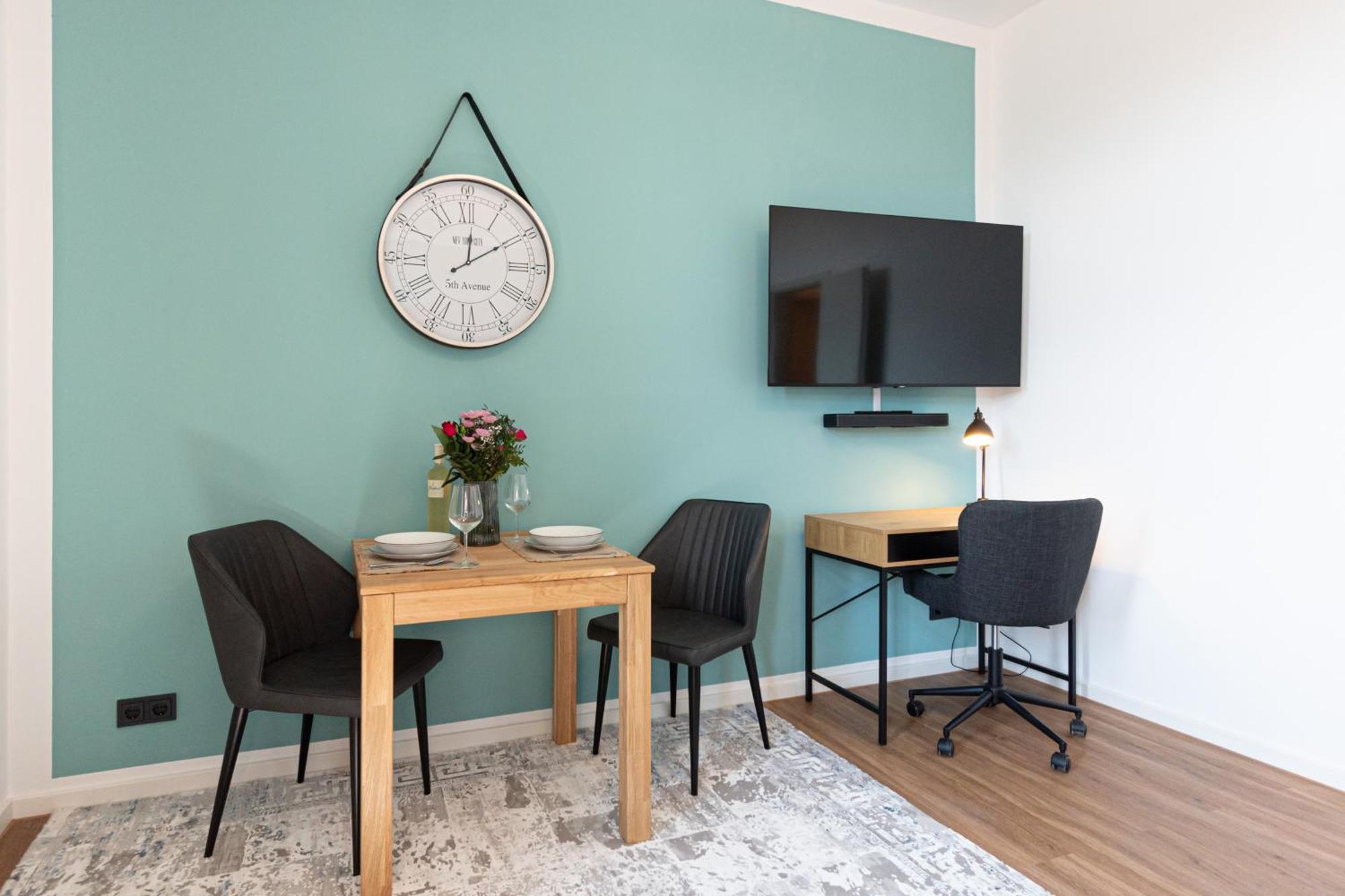 Sweethome - Zentral - Kueche & Parkplatz, Wifi Halle  Zewnętrze zdjęcie